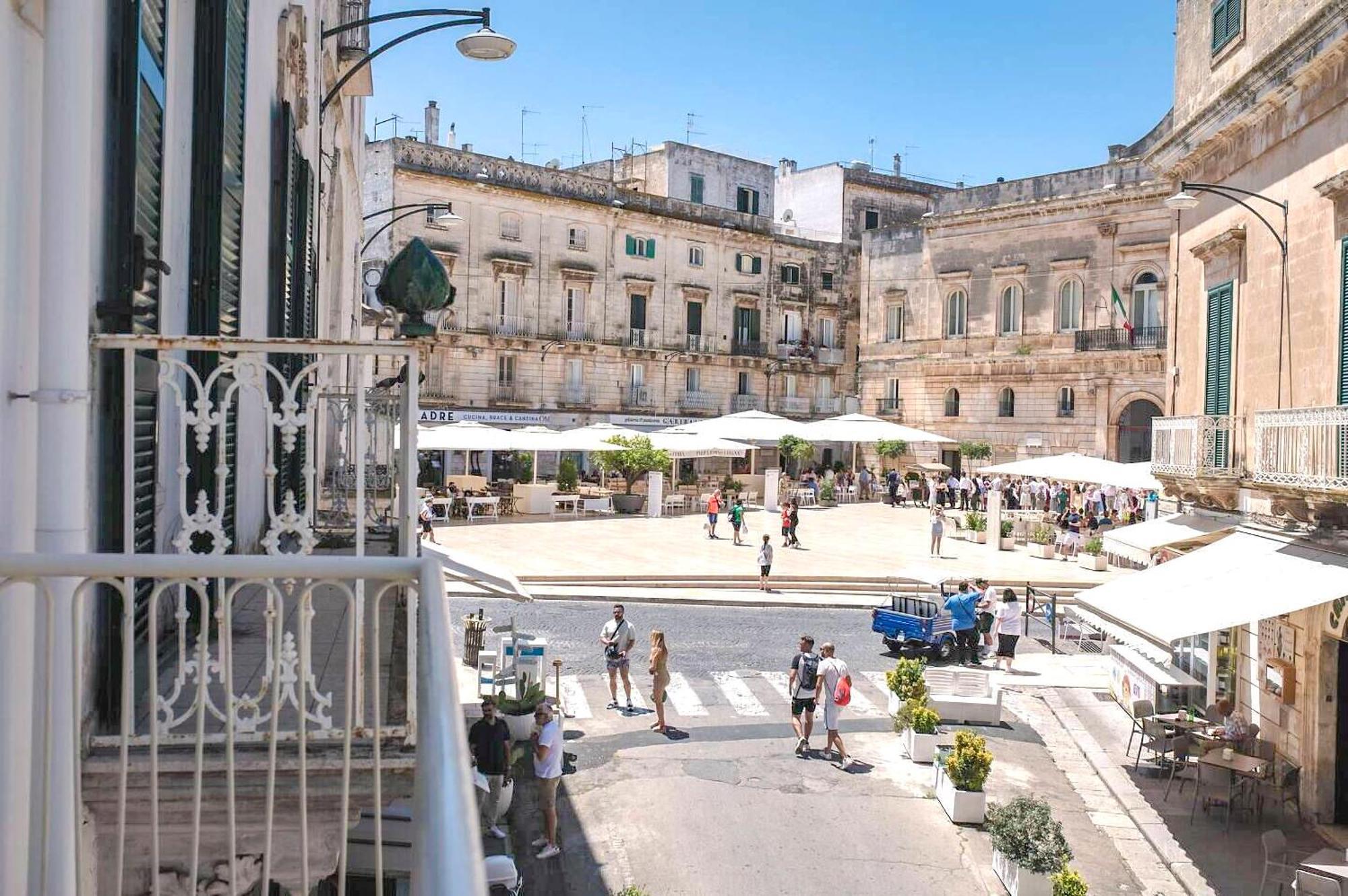 Vista Piazza Home & Solarium By Raro Villas Ostuni Bagian luar foto