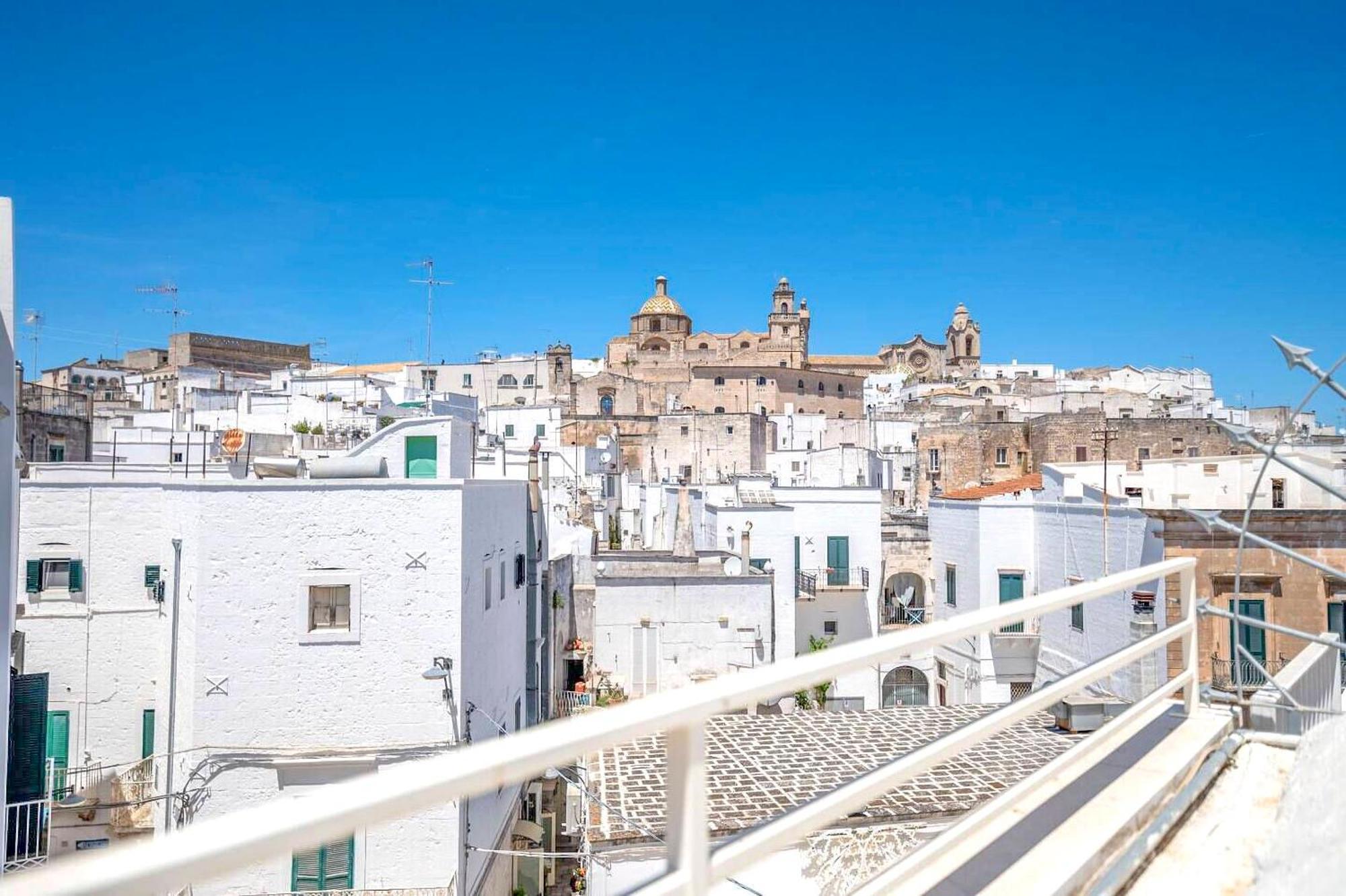Vista Piazza Home & Solarium By Raro Villas Ostuni Bagian luar foto